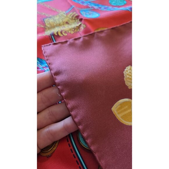 Hermès Petit Main Silk Scarf Carre 90 Red Boxed Authenticated Paris Vintage - Picture 4 of 16